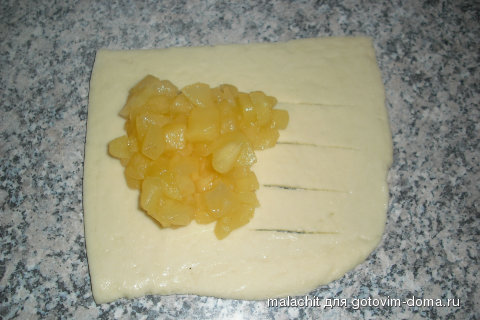 polozhit' nachinku.jpg