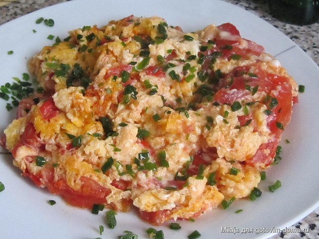 14.09. Яичница с сыром и помидорами.JPG