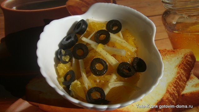 Салат из апельсина с луком.JPG