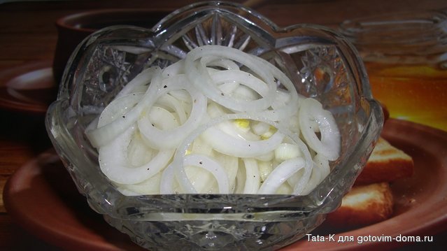 Салат из репчатого лука.JPG