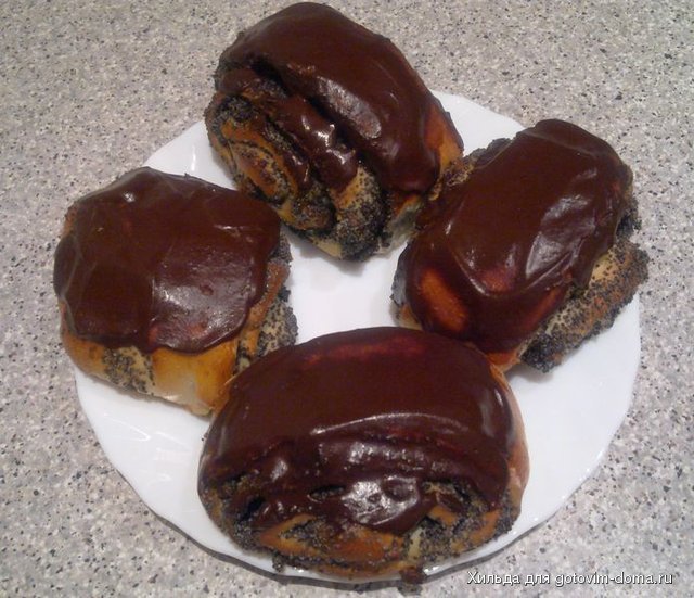 Булочки с маком и ИЗЮМинкой.jpg