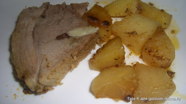Запеченое мясо с картошкой тарелка.JPG