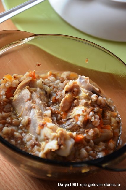 Гречка с тушеной курицей.JPG