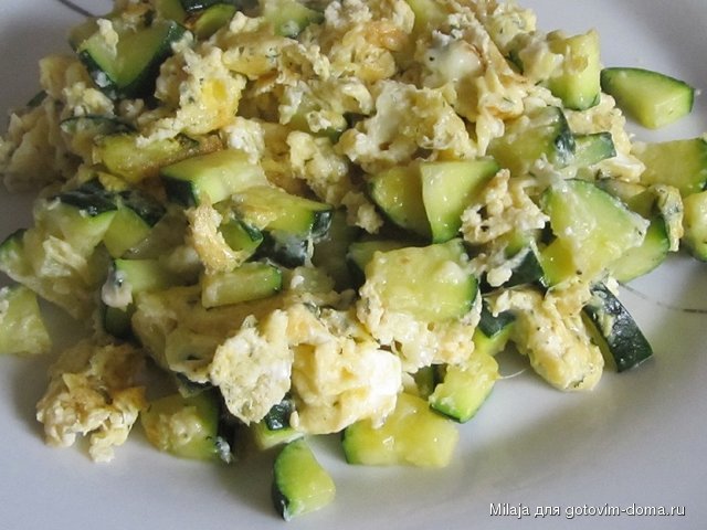 09.08. Яичница с кабачками.JPG