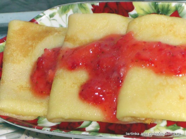 блины с клубн соусом.jpg