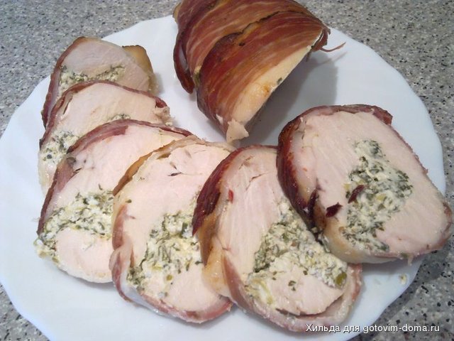 Куриные грудки в беконе со сливочным сыром.jpg