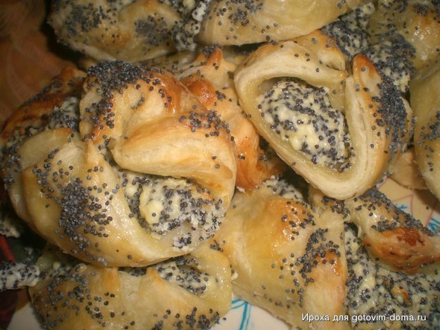 Маковые слойки с творогом.JPG