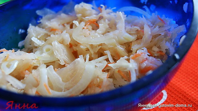 квашеная капуста с луком и маслом.jpg