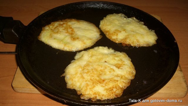 Оладьи из кабачков.JPG