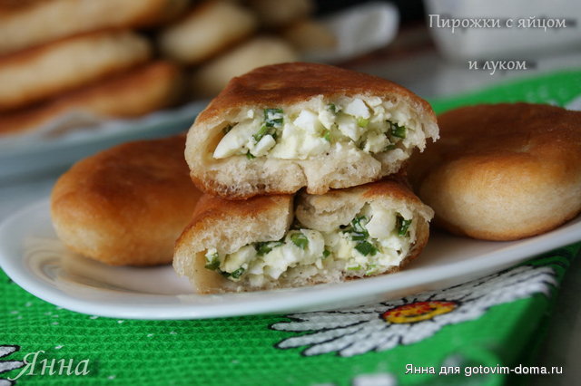пирожки с яйцом и луком.JPG