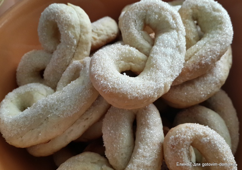 Печенье крендельки с сахаром