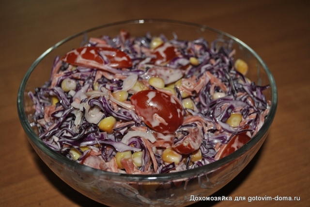 Капустный салат с кукурузой и черри (640x428).jpg