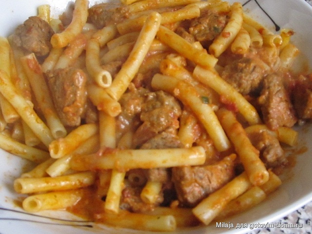 10.09.           Гуляш из говядины со сливками и томатами.JPG