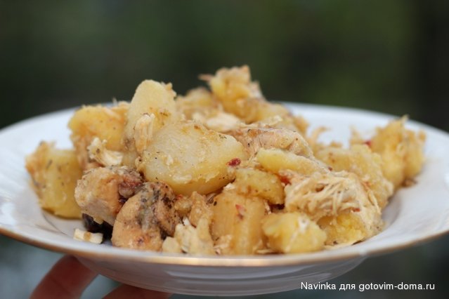 картошка с курицей и чесноком.JPG
