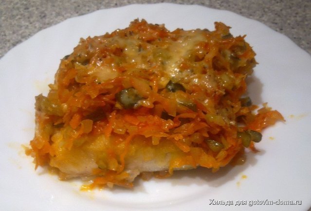 Рыба под кисло-сладким соусом с солеными огурчиками.jpg