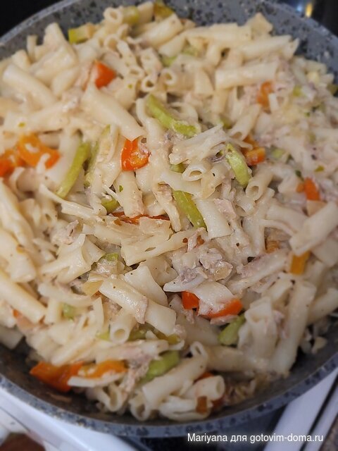 Паста с тунцом и овощами.jpg
