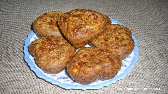 Маффины с кабачками, помидорами и сыром.JPG