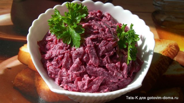 Свекольный салат с чесноком.JPG