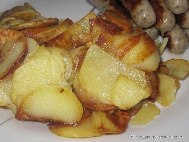 13.11. Картофель жареный с колбасками.jpg