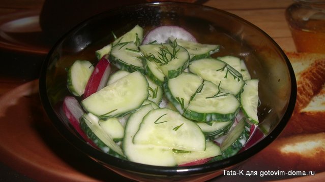 Салат из редиса с зеленым укропом и огурцом.JPG