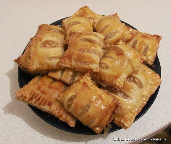 Слойки с глазурью