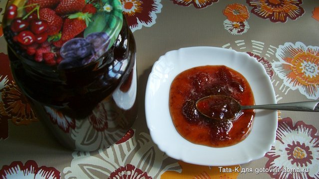 Варенье из клубники.JPG