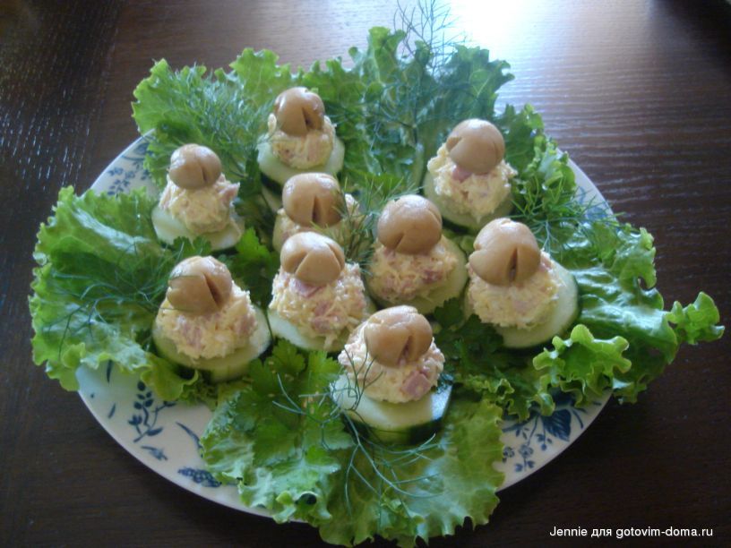 Закуска на шпажках грибная Поляна
