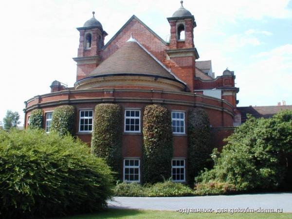 1234902527_university_of_reading_great_hall_1.jpg