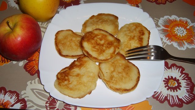 Яблочные оладушки.JPG