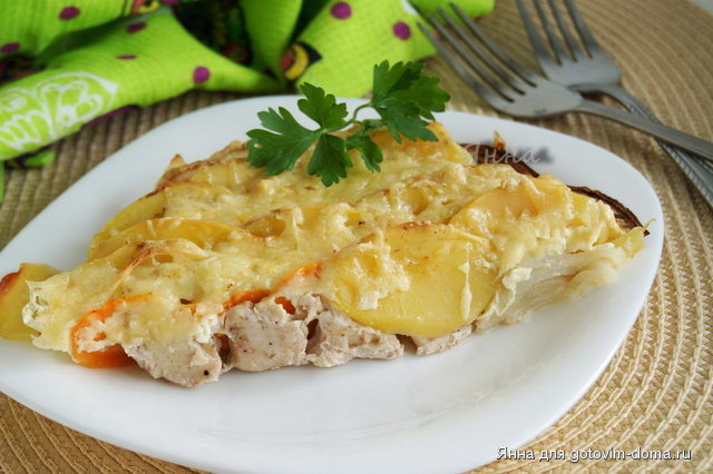 Куриное филе с кабачком, луком и картофелем1.jpg
