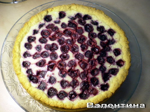 Пиріг-сметанник із вишнями 1.jpg