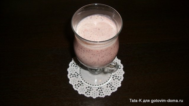 Молочный коктейль с клубникой.JPG