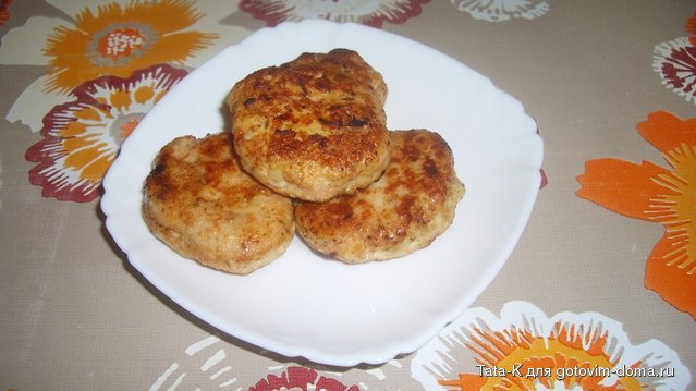 Куриные котлеты с морковью и яблоками.JPG