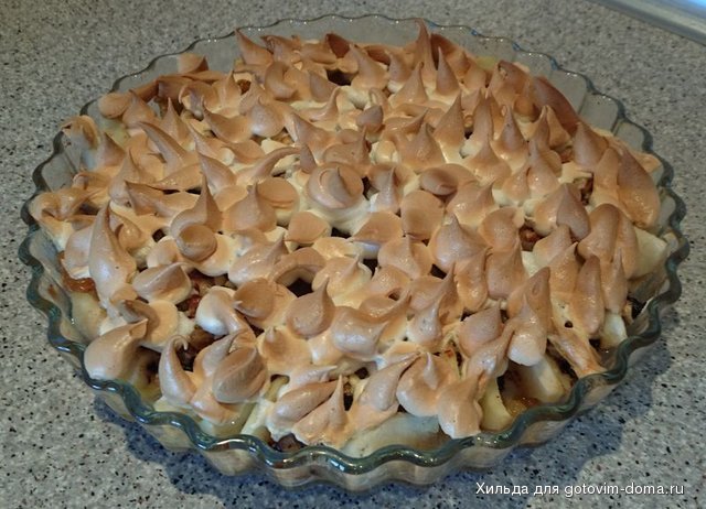 Яблочные дольки под белковым кремом.JPG