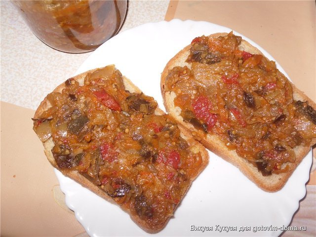 баклажанная икра.jpg