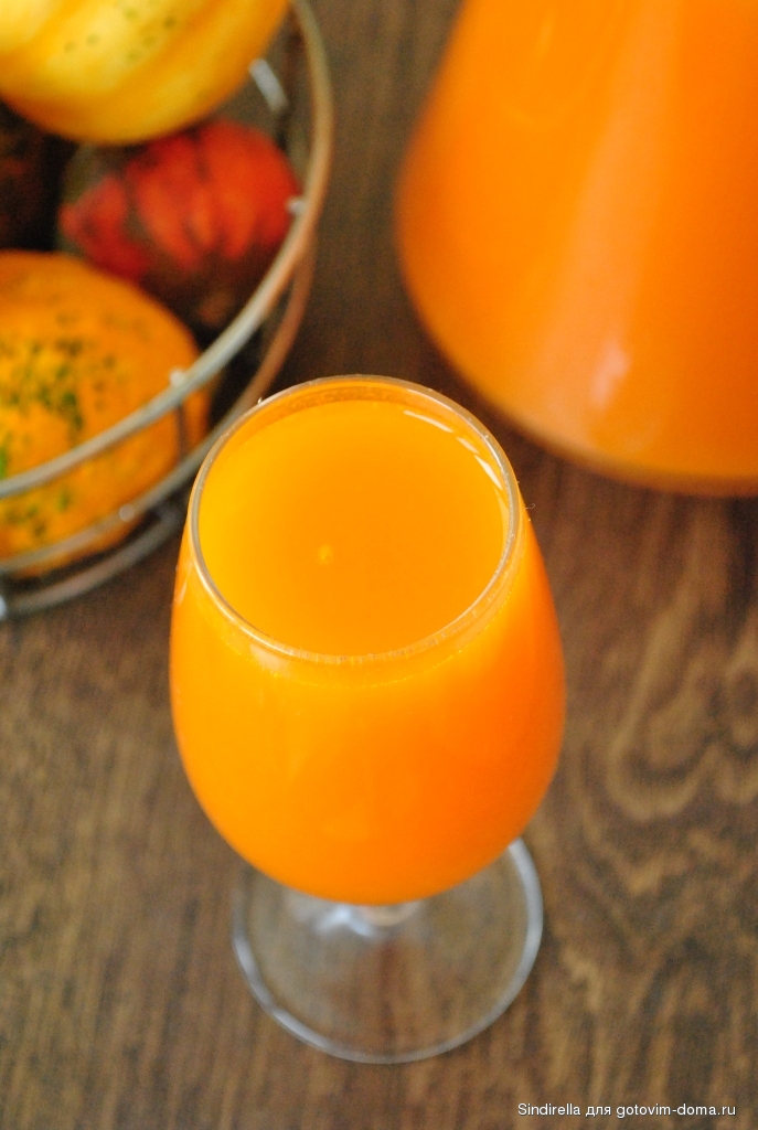 Как приготовить апельсиновый сок. Тыквенный сок. Сок из тыквы. Сок из тыквы с апельсином. Тыквенный сок с мякотью.