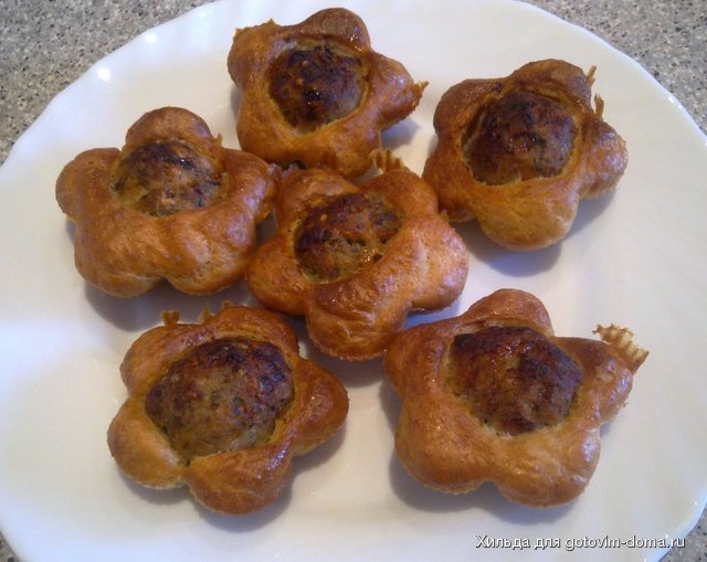 Маффины с фрикадельками.jpg