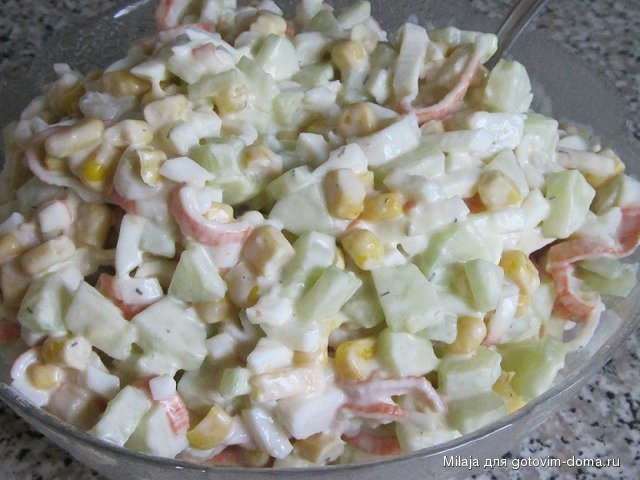03.08. Салат с крабовыми палками.JPG