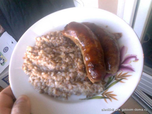 гречка и купаты.jpg