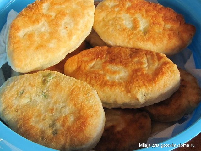 17.08. Пирожки с яйцами и зелёным луком.JPG