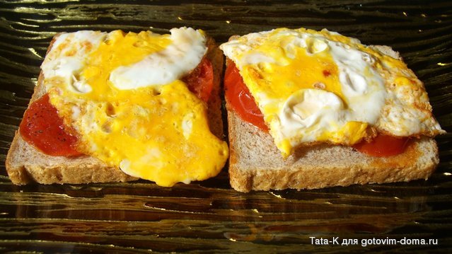 Гренки с помидорами и яйцом.JPG