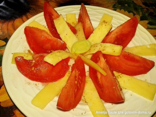 помидоры с сыром.jpg