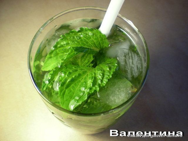 Напій м'ятно-лаймовий.jpg