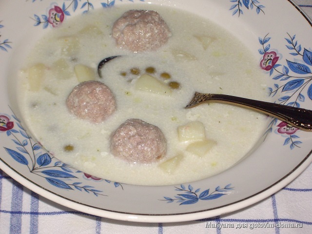 Сливочный суп с горошком и фрикадельками.JPG