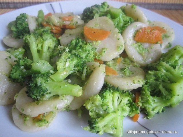 Ушки с брокколи и морковью.JPG