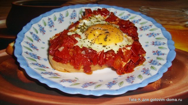 Uova Al Pomodoro - яичница с помидорами по-итальянски.JPG