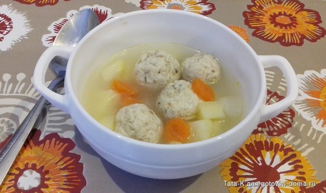 Суп с куриными фрикадельками.jpg