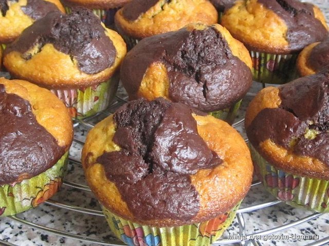 14.10. Маффины с морковкой и какао1.JPG