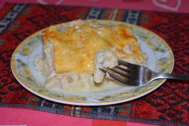 цветная капуста, запеченная с курицей в сливочном соусе.JPG