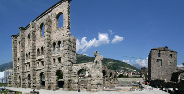 Aosta_Teatro_Romano.jpg